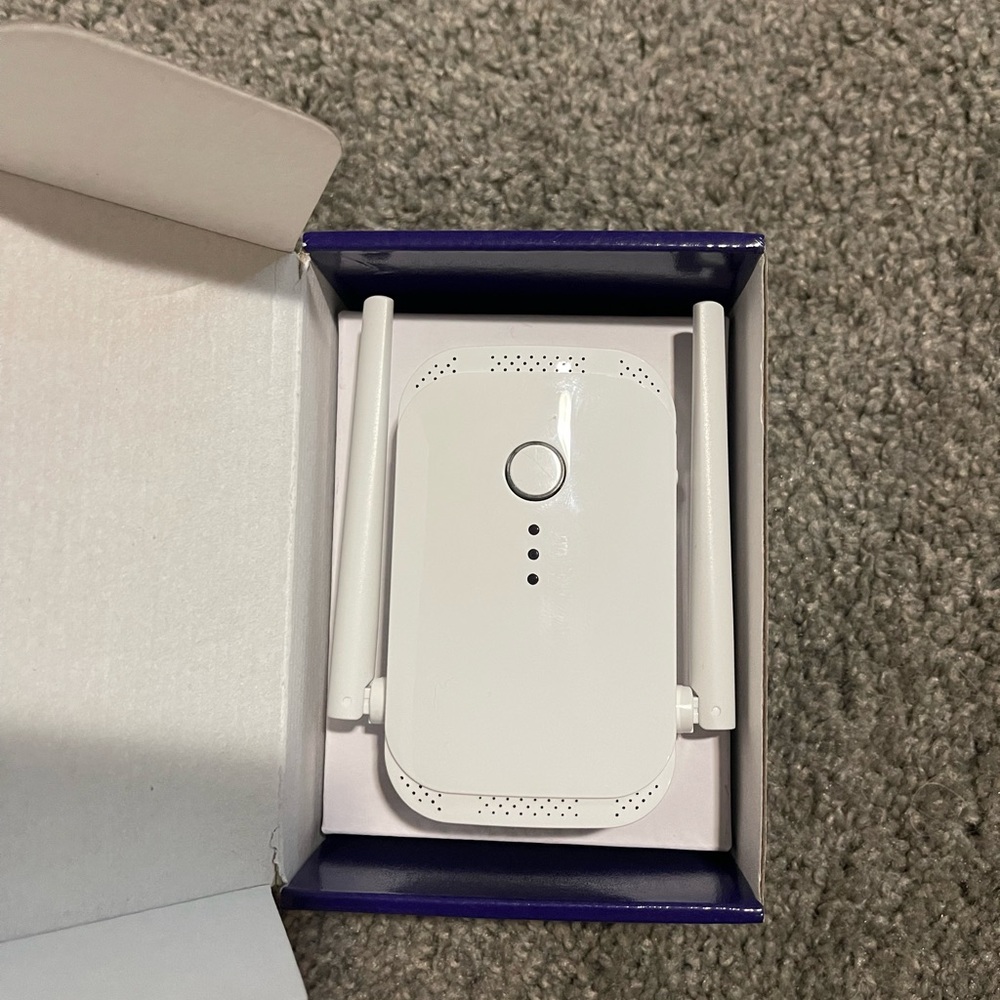 Wifi Extender - Picture 2 of 2